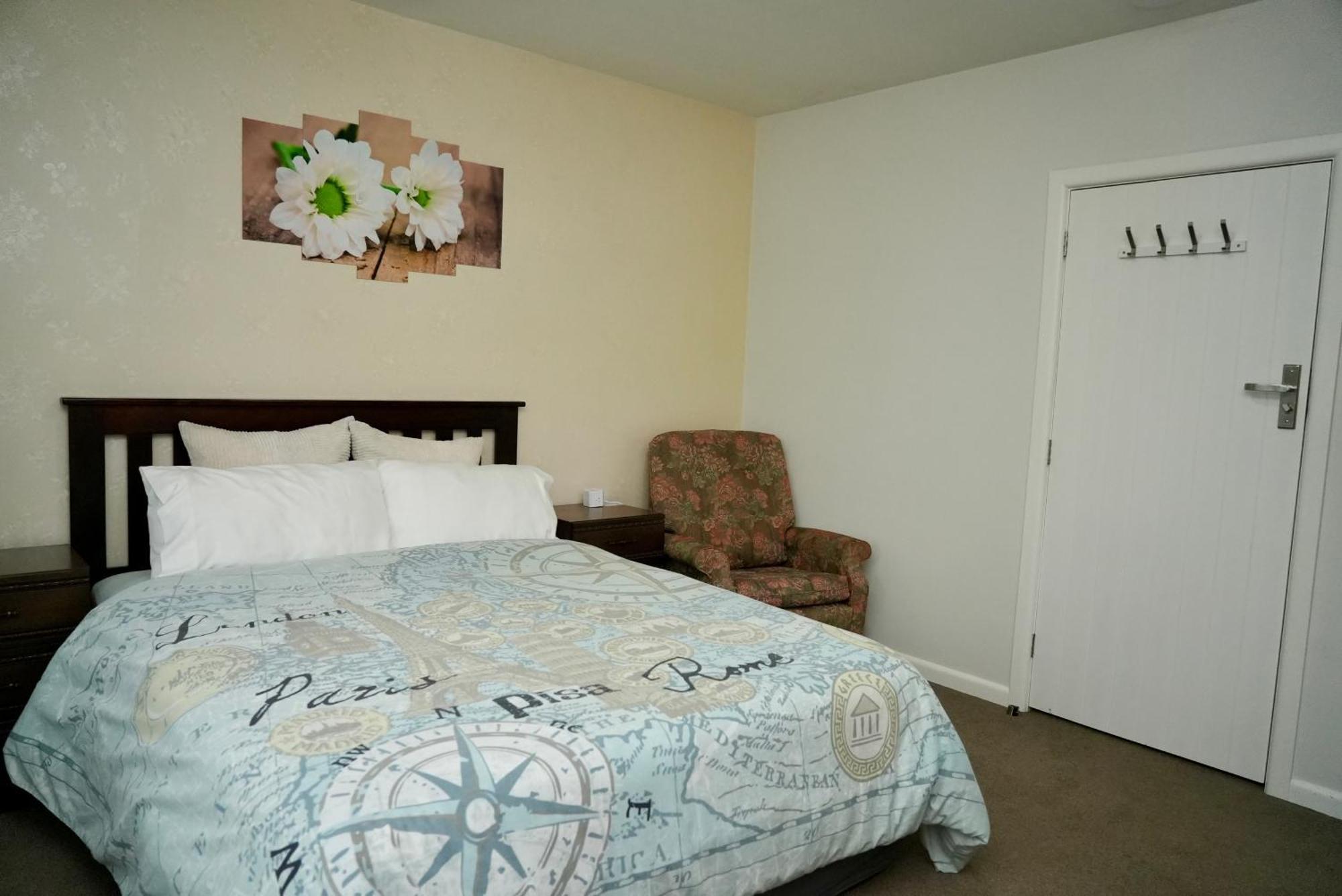 כרייסטצ'רץ' Cozy And Sunny Room Near City To Seapath חדר תמונה