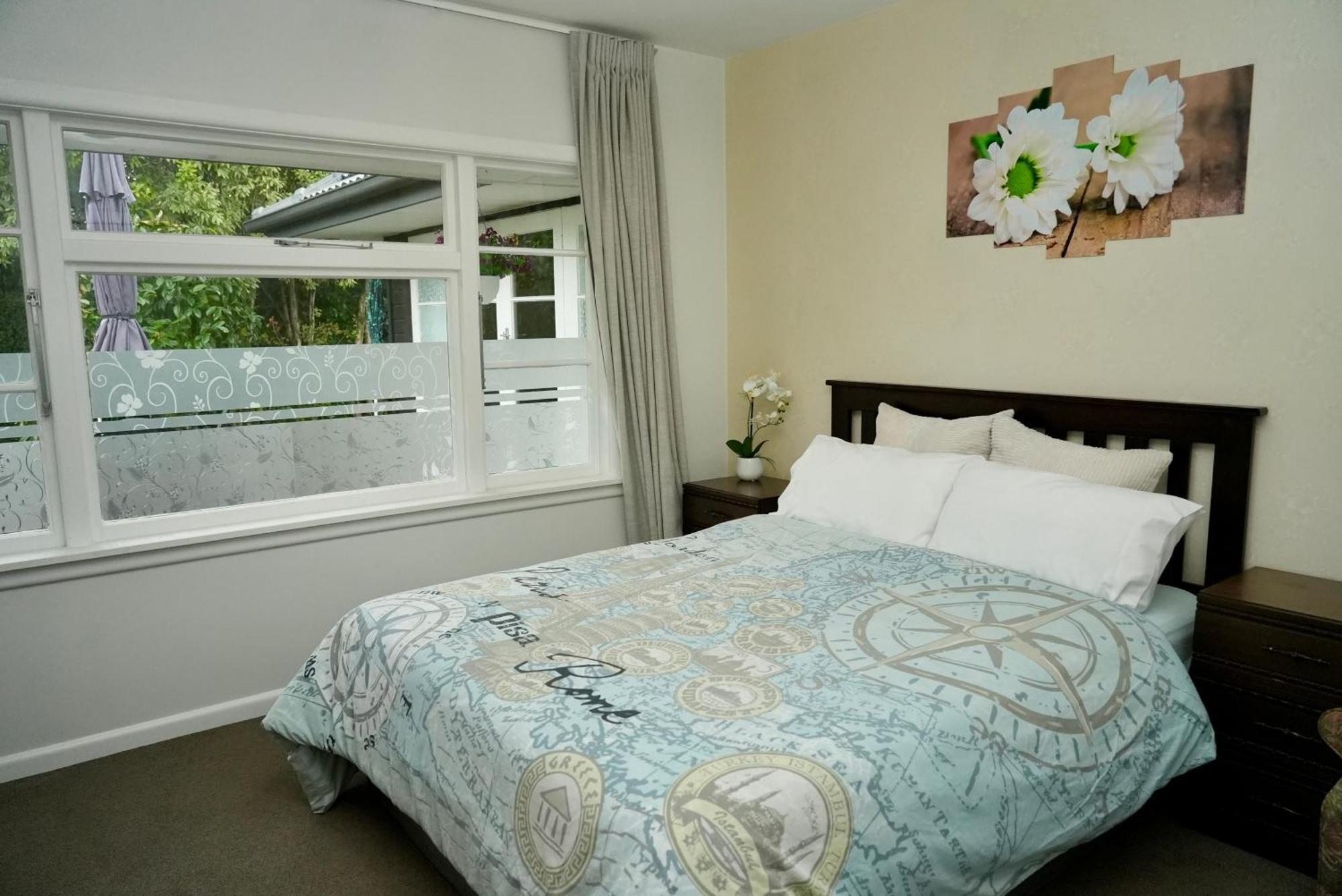 כרייסטצ'רץ' Cozy And Sunny Room Near City To Seapath חדר תמונה